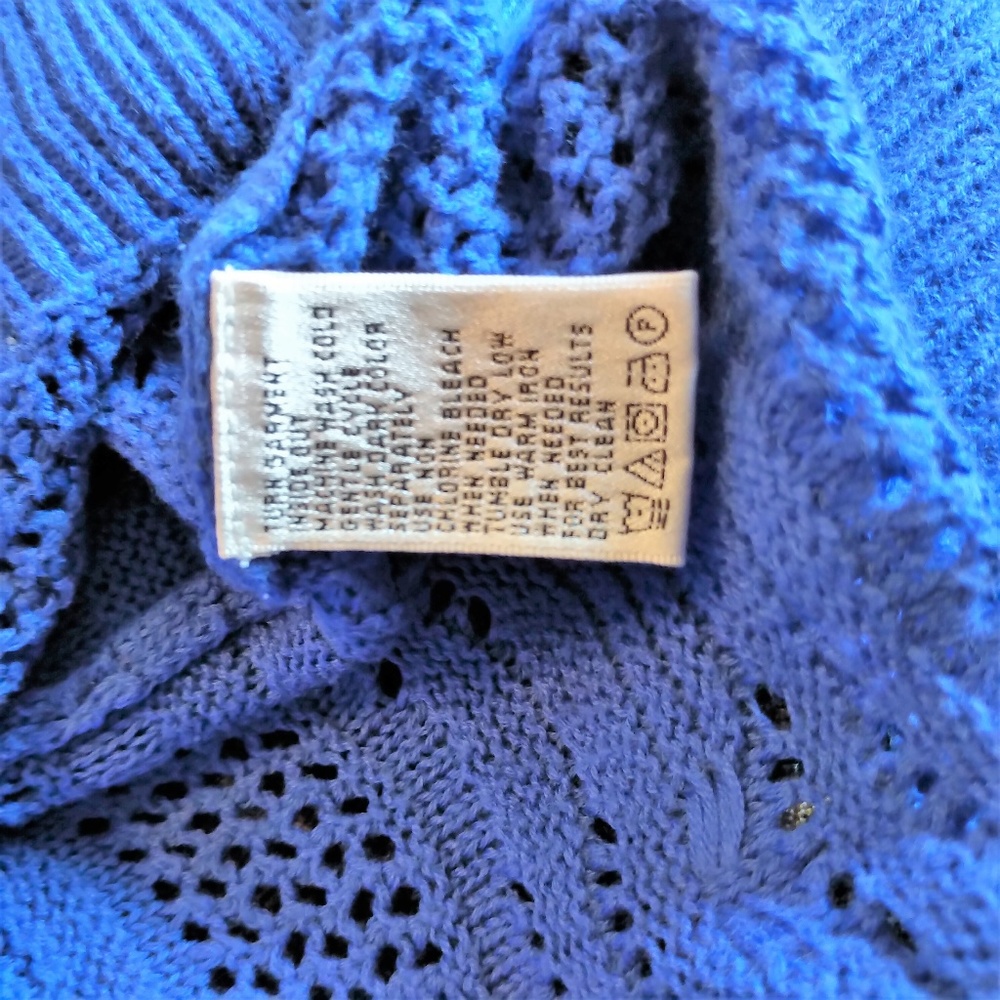 Royal Blue Light Sweater by August Silk EUC M - Picture 5 of 6